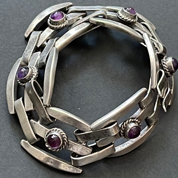 Vintage Jewelry - Vintage Silver Amethyst Stone Link Bracelet